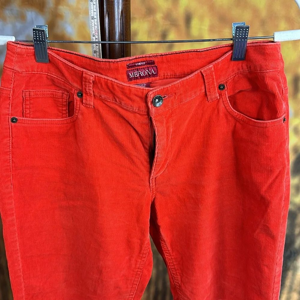 ORANGE IT SCREAMS ORANGE stretchy cords size 6 - Picture 3 of 10
